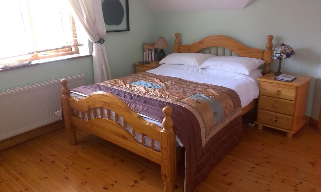 Ethan House B&B รอสคาร์เบอรี ห้อง รูปภาพ